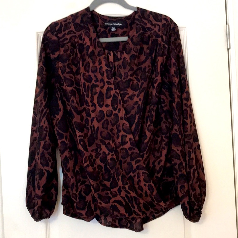🍊2/$30-Macy’s, Ladies, Leopard Print Blouse. XL.